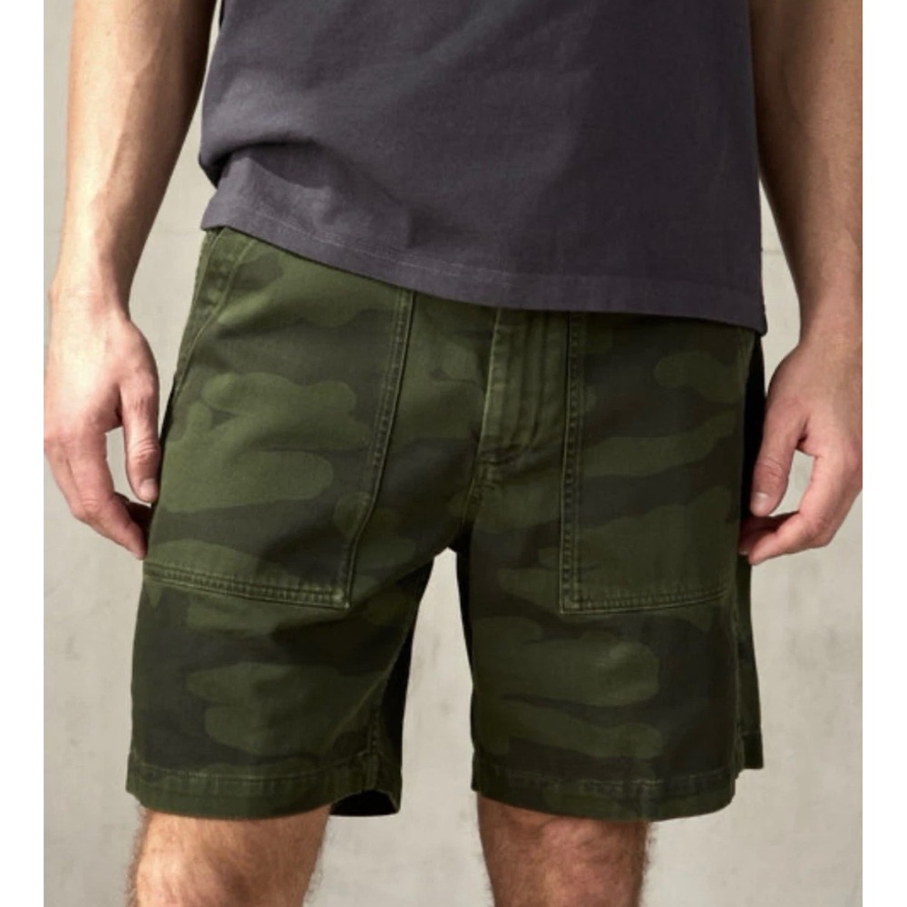 NWT Outerknown The Field Shorts Men Size 34 Olive Night Camo Utility Army